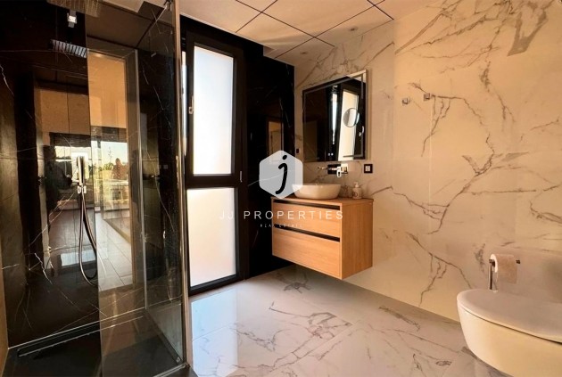 Resale - Villa -
Rojales - Ciudad Quesada