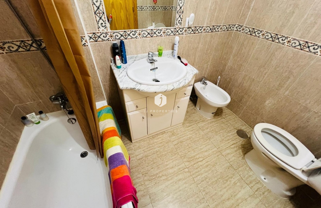 D'occasion - Chalet -
Daya Nueva - Costa Blanca
