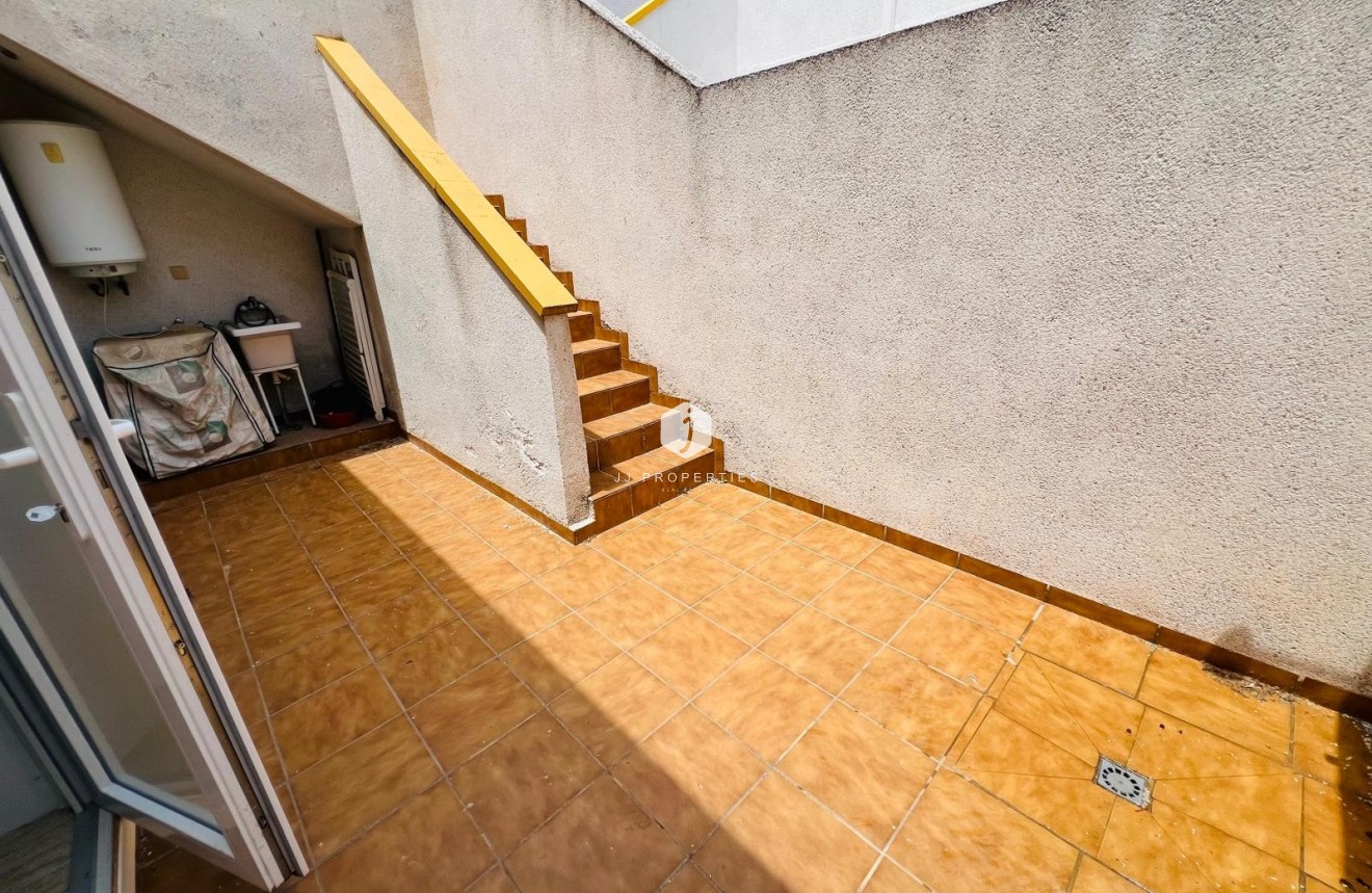 D'occasion - Chalet -
Daya Nueva - Costa Blanca