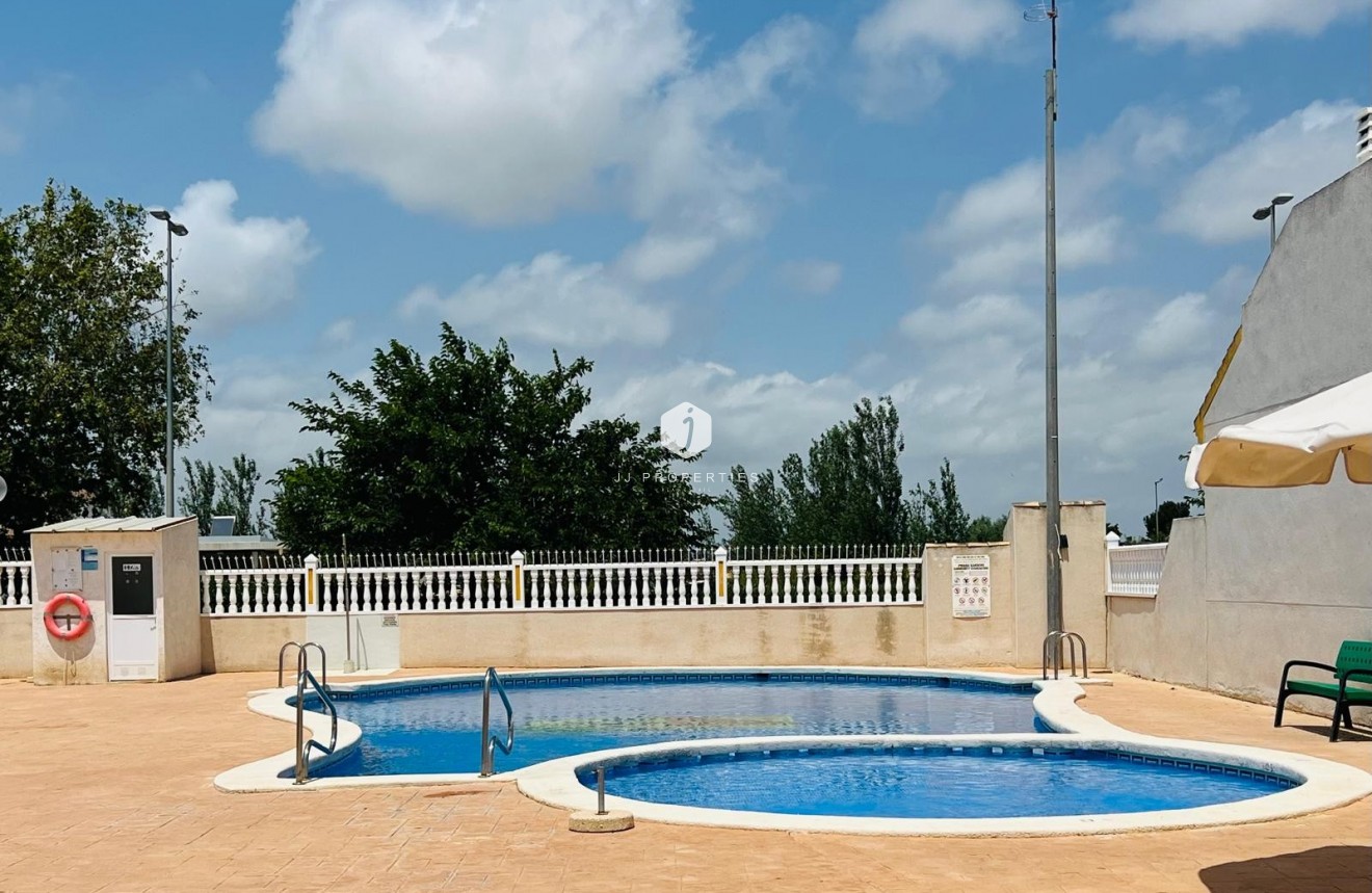 D'occasion - Chalet -
Daya Nueva - Costa Blanca