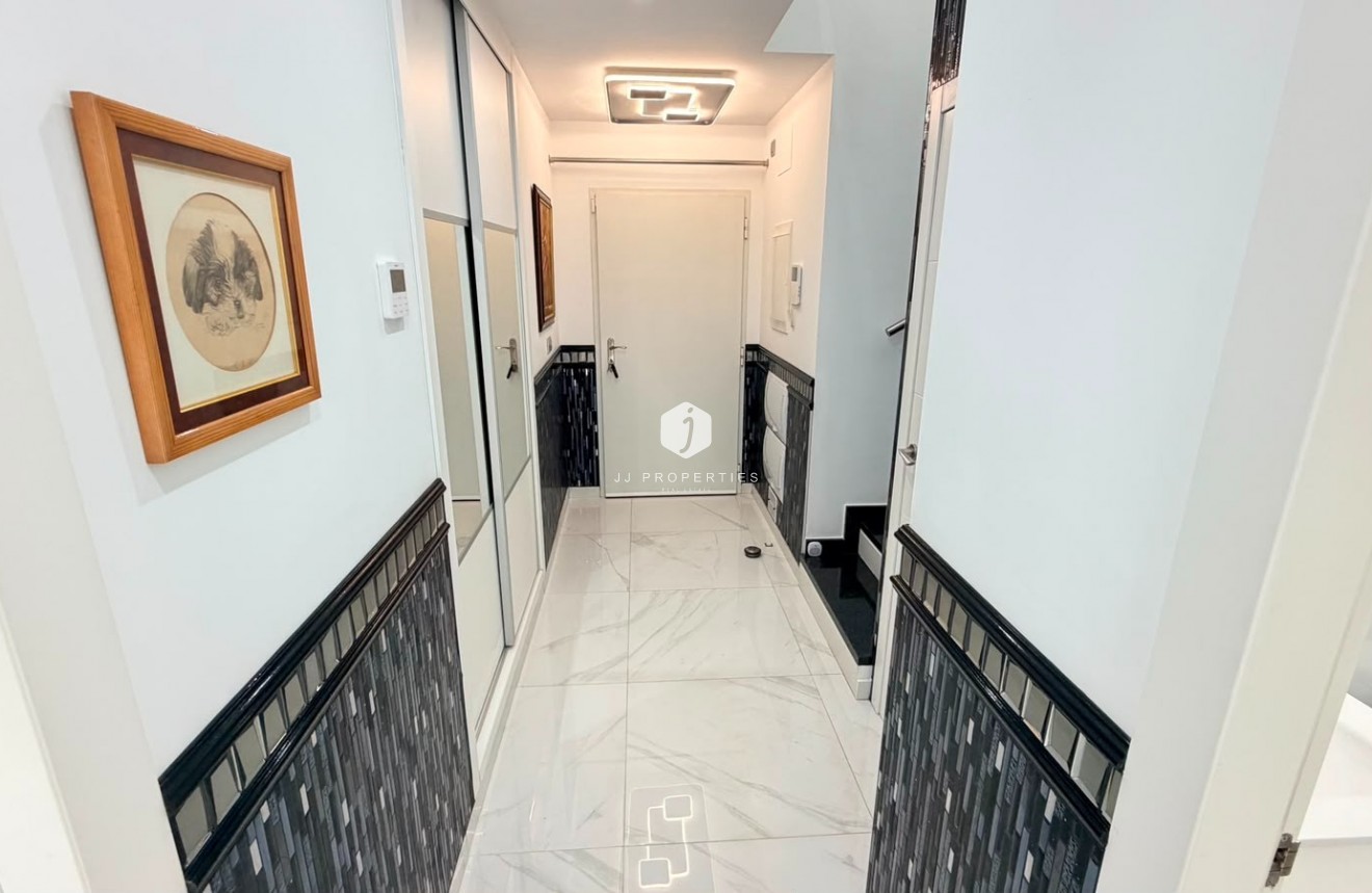 Resale - Villa -
Los Montesinos - Costa Blanca
