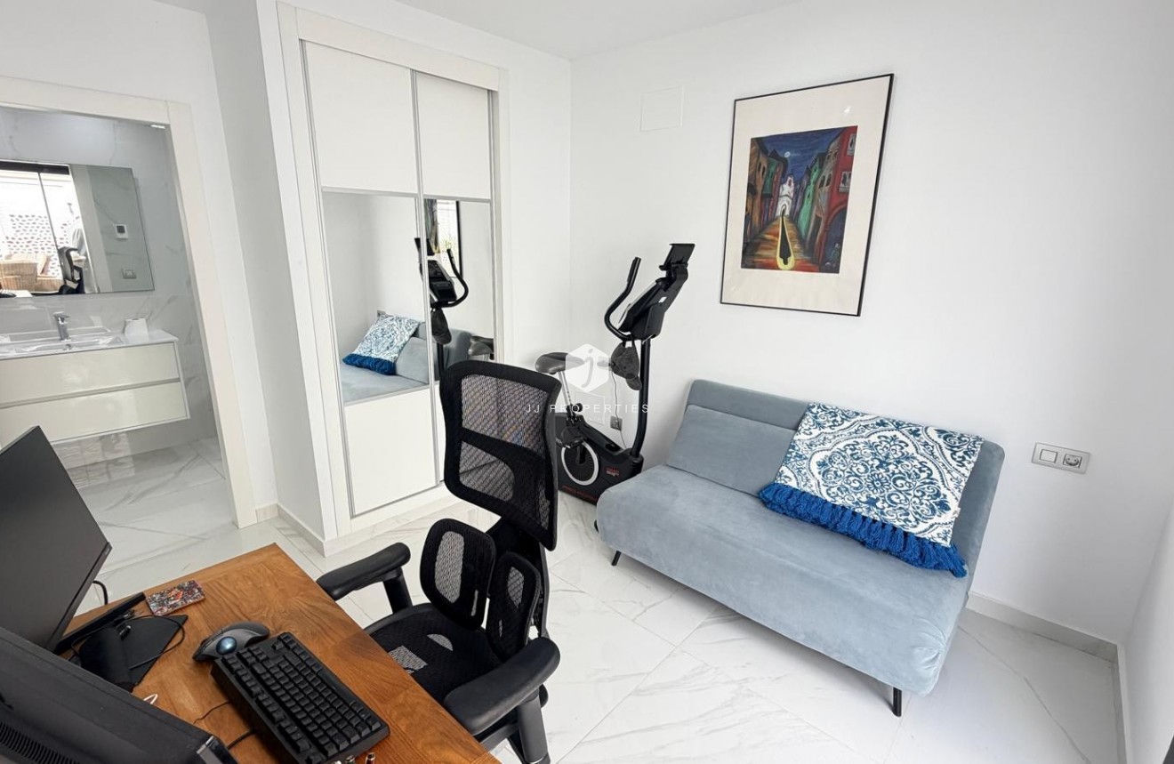 Resale - Villa -
Los Montesinos - Costa Blanca