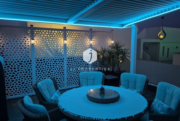 Resale - Villa -
Los Montesinos - Costa Blanca
