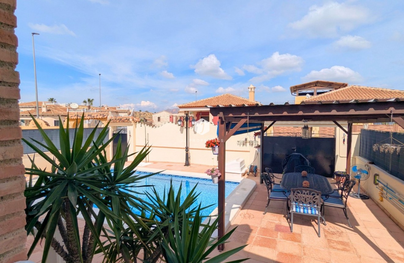 Resale - Villa -
Bigastro - Inland