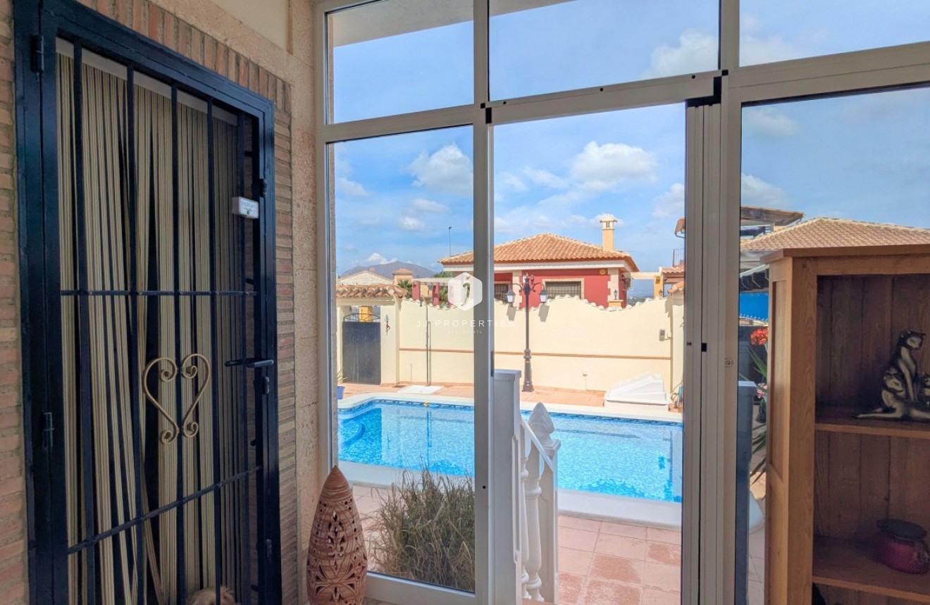 Resale - Villa -
Bigastro - Inland