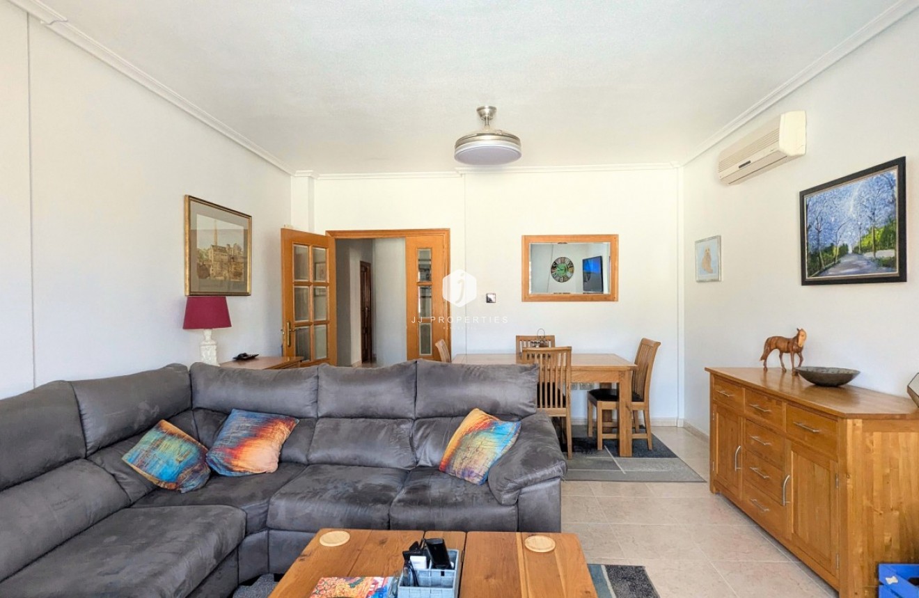 Resale - Villa -
Bigastro - Inland