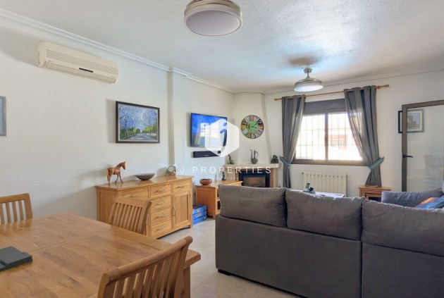 Resale - Villa -
Bigastro - Inland