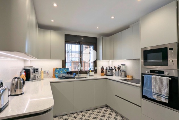 Resale - Villa -
Bigastro - Inland