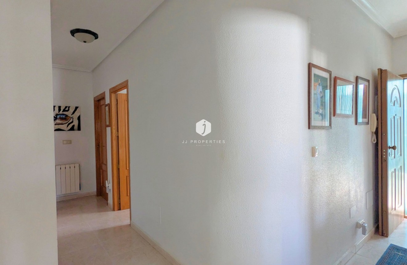 Resale - Villa -
Bigastro - Inland