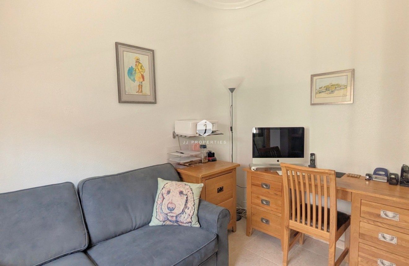 Resale - Villa -
Bigastro - Inland