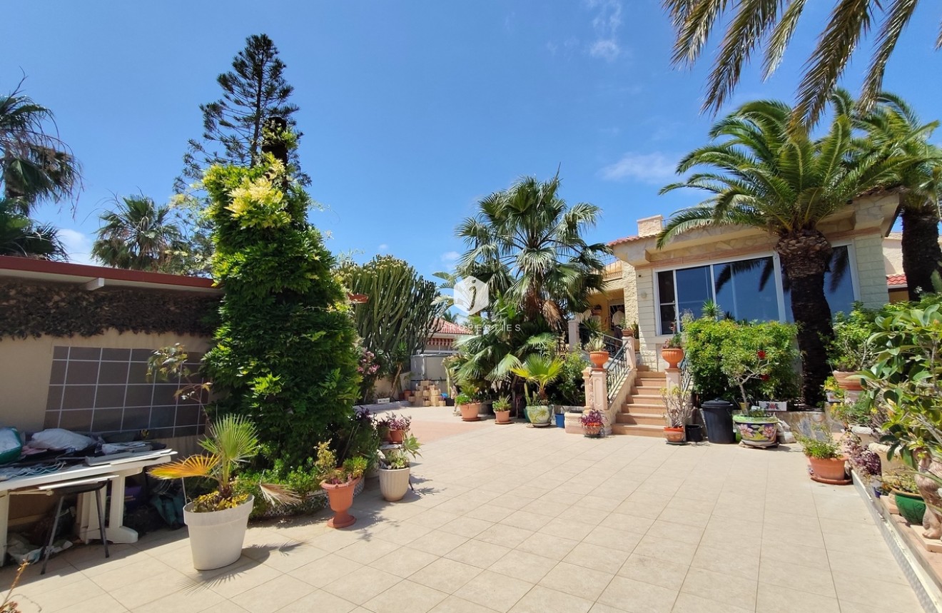 Resale - Villa -
Ciudad Quesada - Costa Blanca