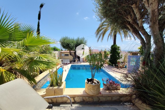 Resale - Villa -
Ciudad Quesada - Costa Blanca
