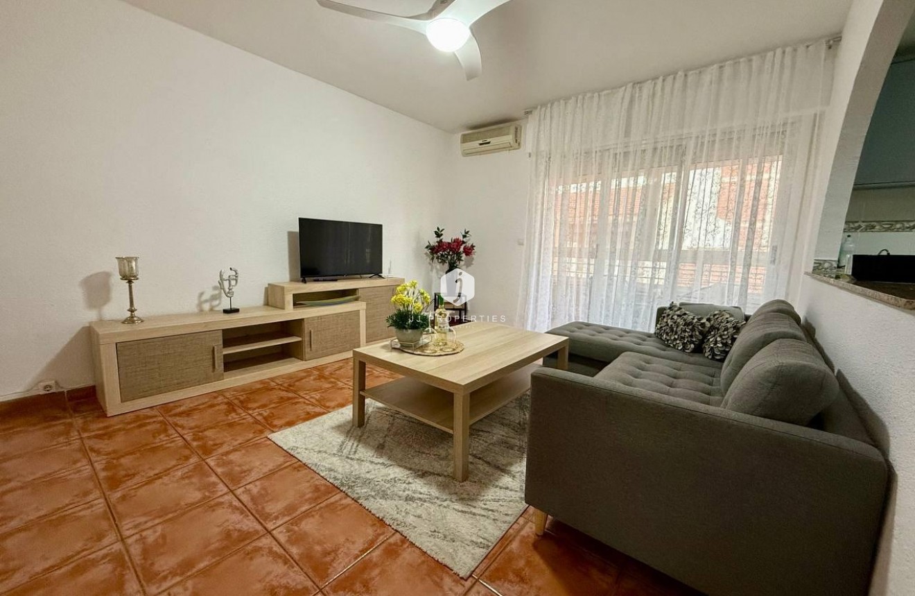 Tweedehands - Appartement / flat -
Torrevieja - Playa del Cura