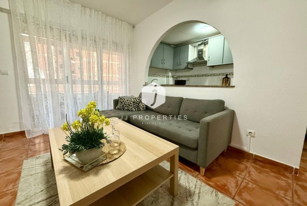Tweedehands - Appartement / flat -
Torrevieja - Playa del Cura