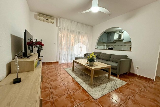 Tweedehands - Appartement / flat -
Torrevieja - Playa del Cura