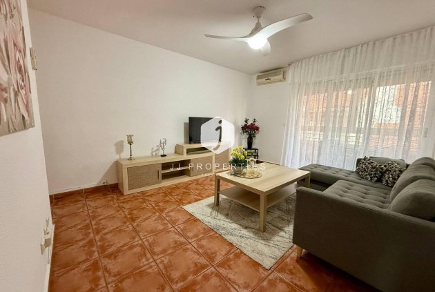 Tweedehands - Appartement / flat -
Torrevieja - Playa del Cura