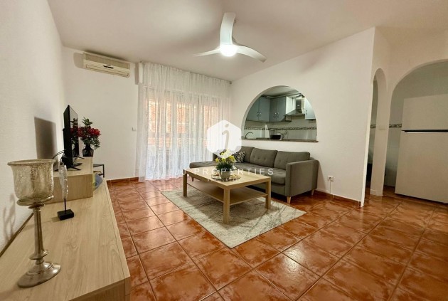 Tweedehands - Appartement / flat -
Torrevieja - Playa del Cura