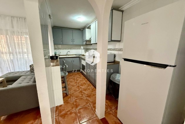 Tweedehands - Appartement / flat -
Torrevieja - Playa del Cura