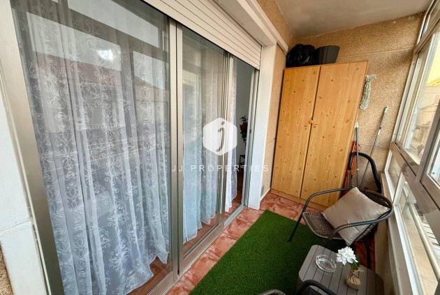 Tweedehands - Appartement / flat -
Torrevieja - Playa del Cura
