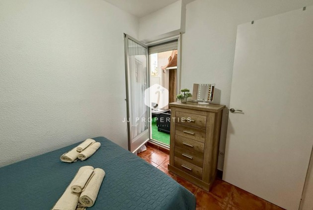 Tweedehands - Appartement / flat -
Torrevieja - Playa del Cura