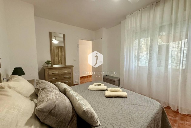 Tweedehands - Appartement / flat -
Torrevieja - Playa del Cura
