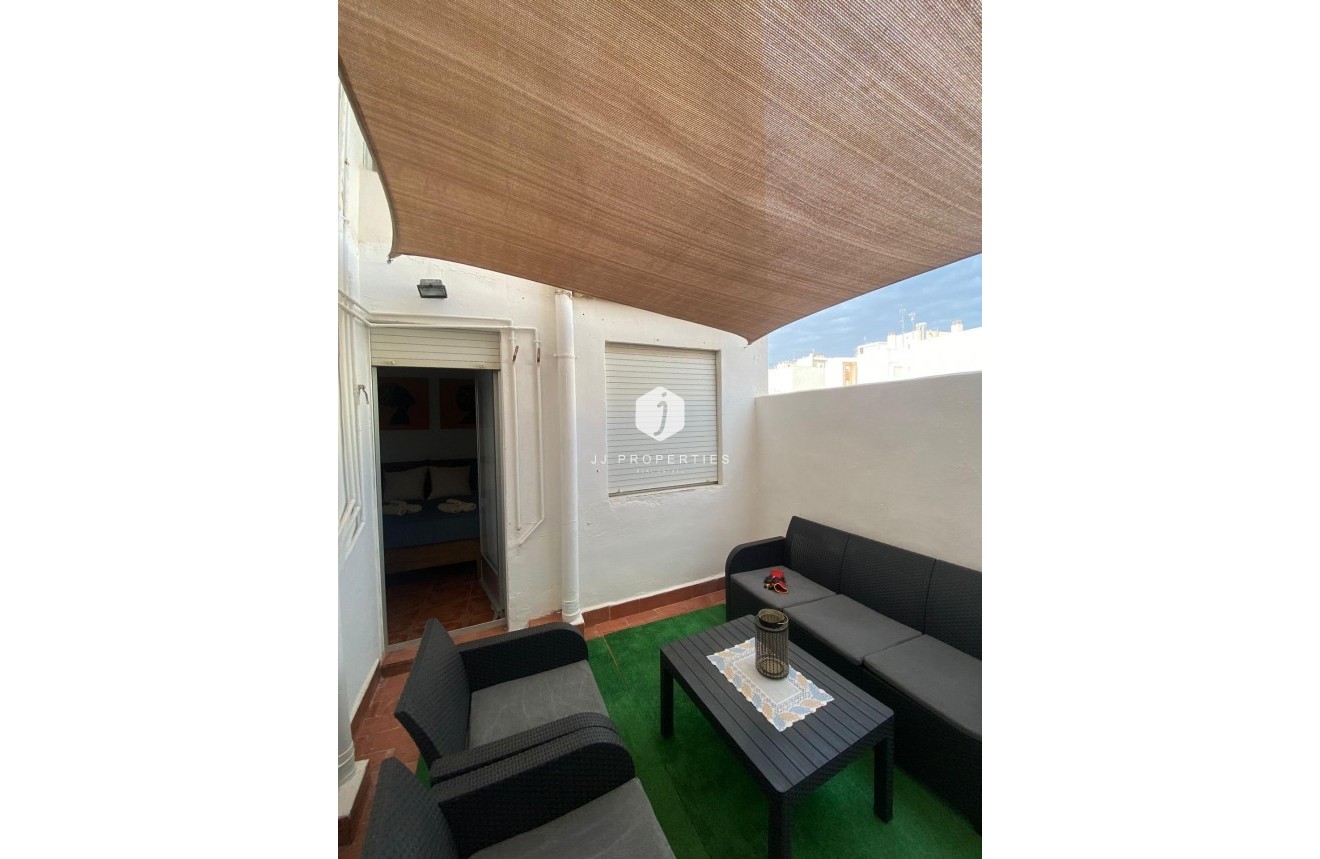 Tweedehands - Appartement / flat -
Torrevieja - Playa del Cura