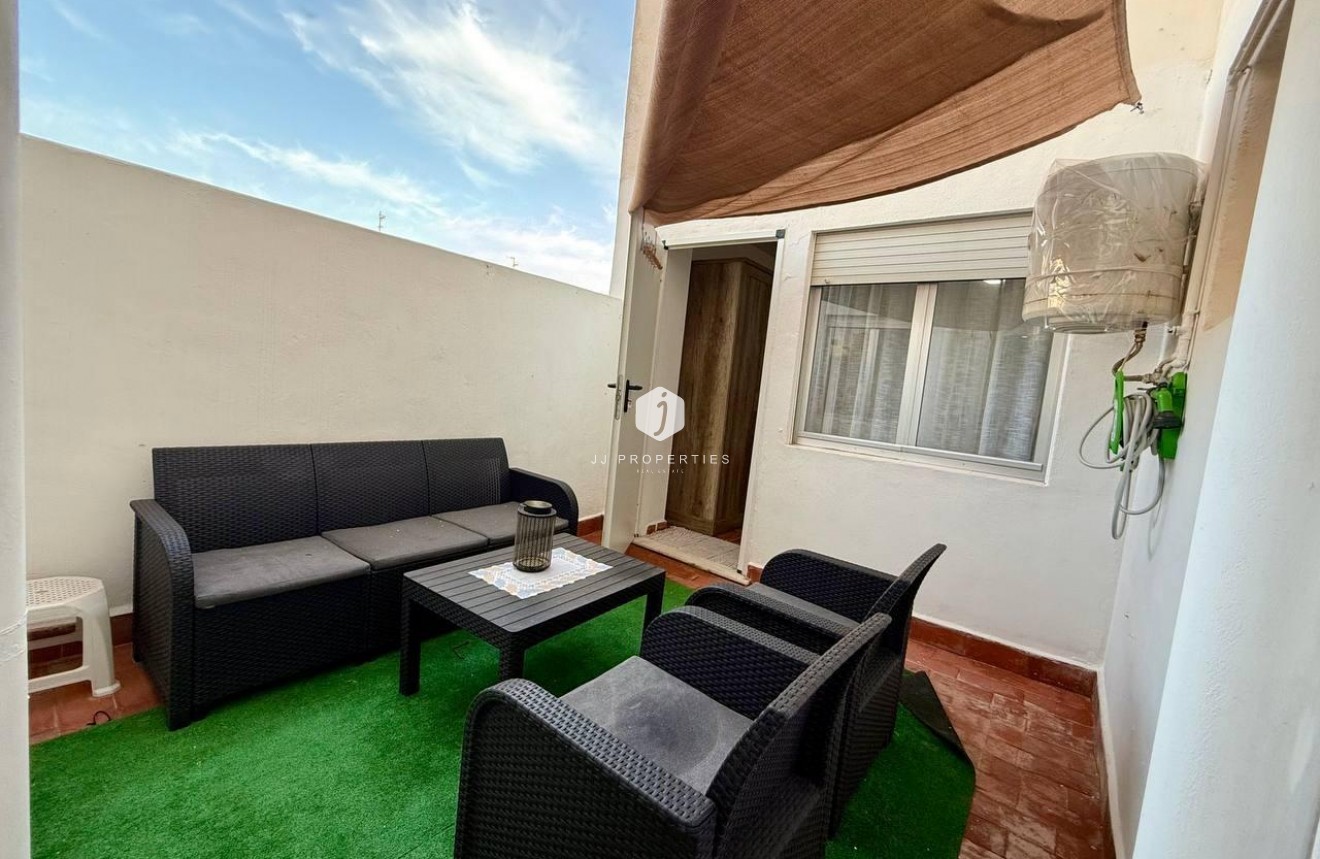 Tweedehands - Appartement / flat -
Torrevieja - Playa del Cura