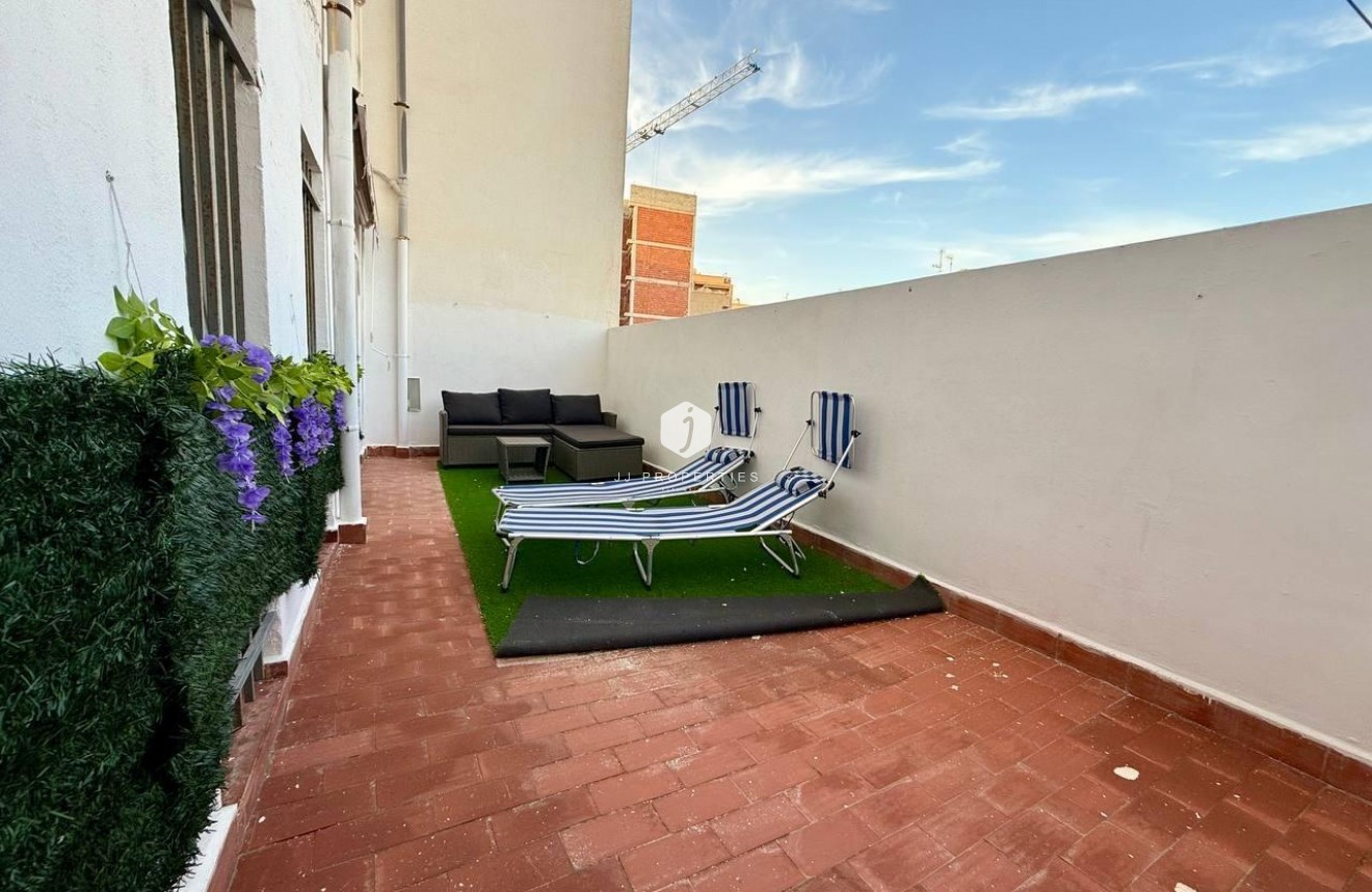 Tweedehands - Appartement / flat -
Torrevieja - Playa del Cura