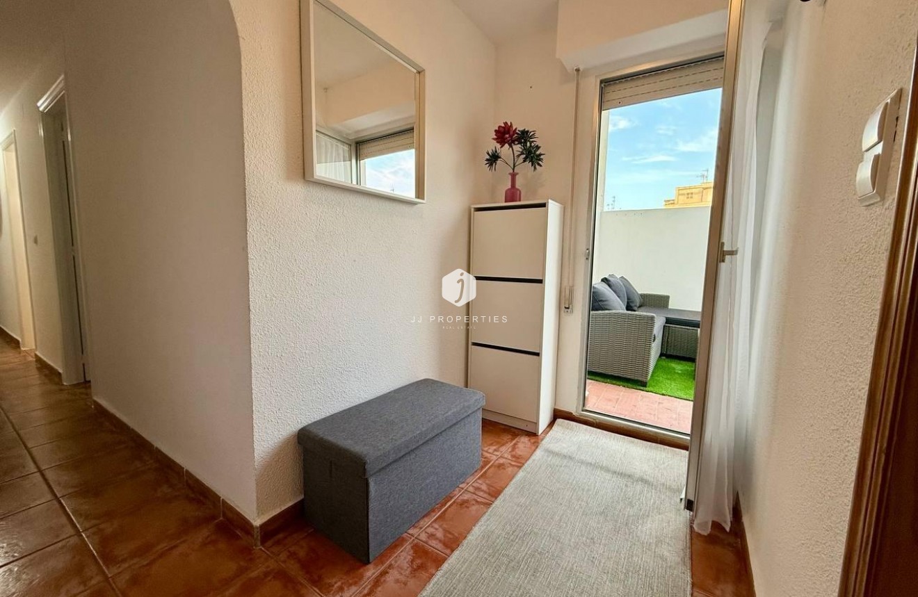 Tweedehands - Appartement / flat -
Torrevieja - Playa del Cura