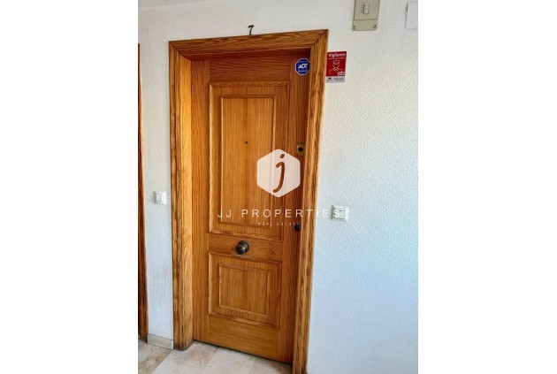 Tweedehands - Appartement / flat -
Torrevieja - Playa del Cura