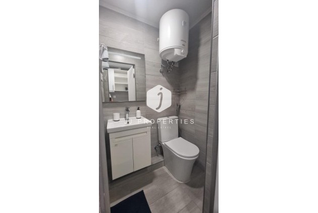 Tweedehands - Appartement / flat -
Torrevieja - Centro