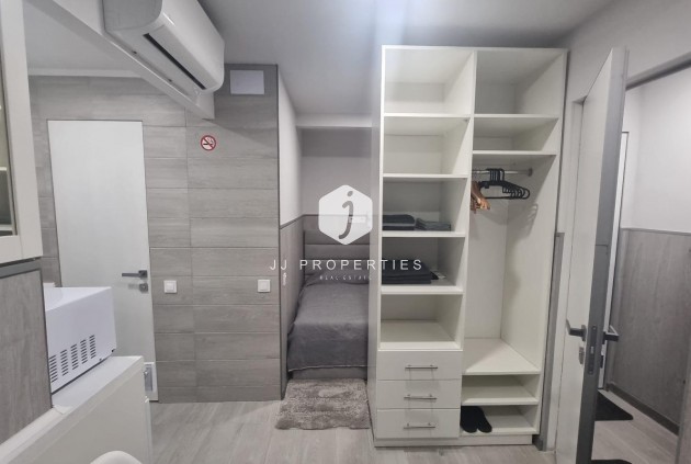 Tweedehands - Appartement / flat -
Torrevieja - Centro