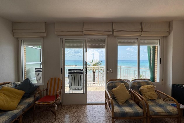 Aus zweiter Hand - Wohnung -
Torrevieja - Playa del Cura