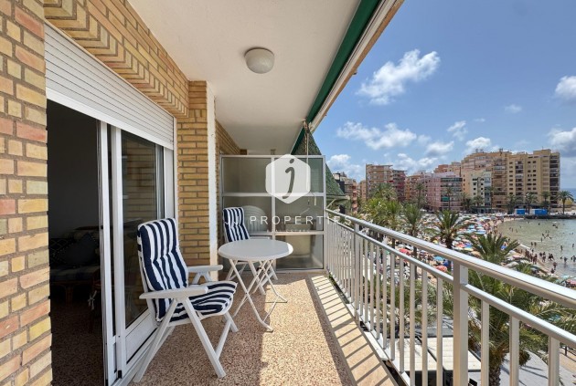 Aus zweiter Hand - Wohnung -
Torrevieja - Playa del Cura