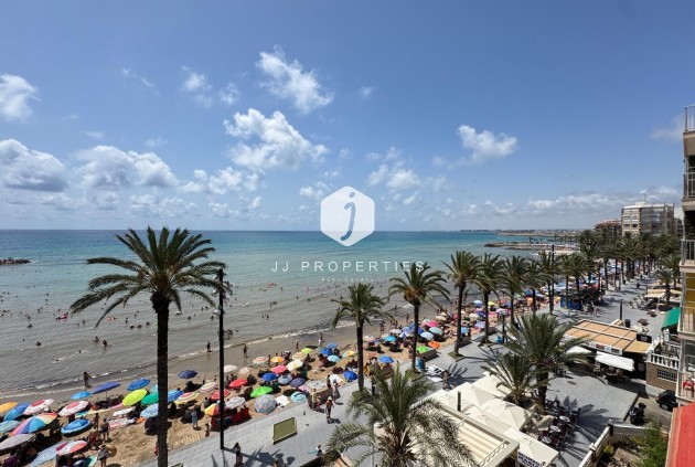 Aus zweiter Hand - Wohnung -
Torrevieja - Playa del Cura
