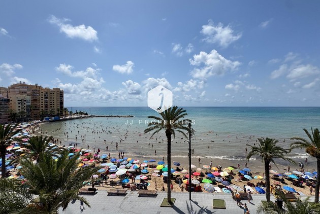 Aus zweiter Hand - Wohnung -
Torrevieja - Playa del Cura
