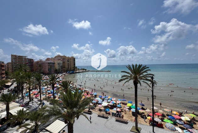 Aus zweiter Hand - Wohnung -
Torrevieja - Playa del Cura