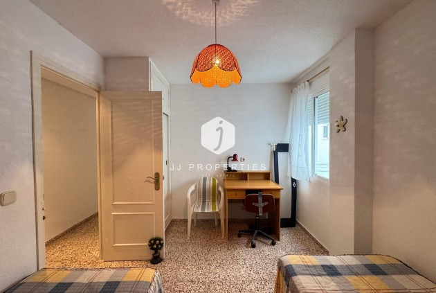 Aus zweiter Hand - Wohnung -
Torrevieja - Playa del Cura