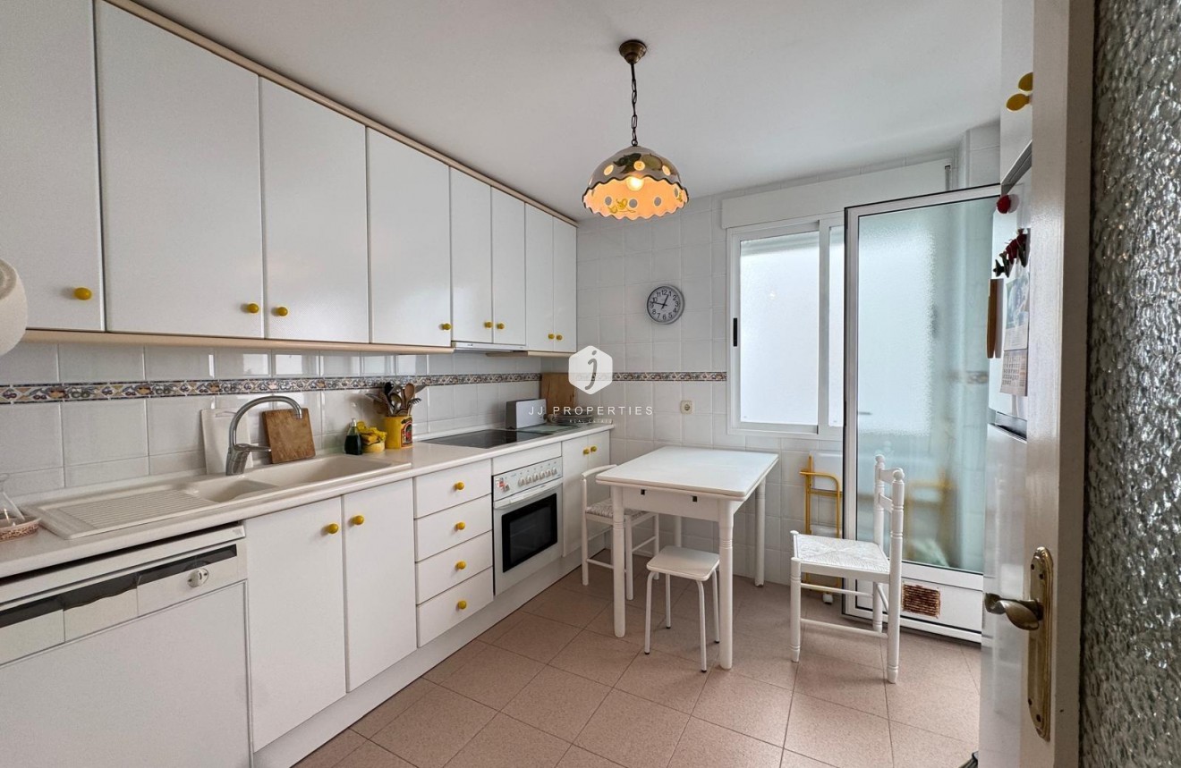 Aus zweiter Hand - Wohnung -
Torrevieja - Playa del Cura