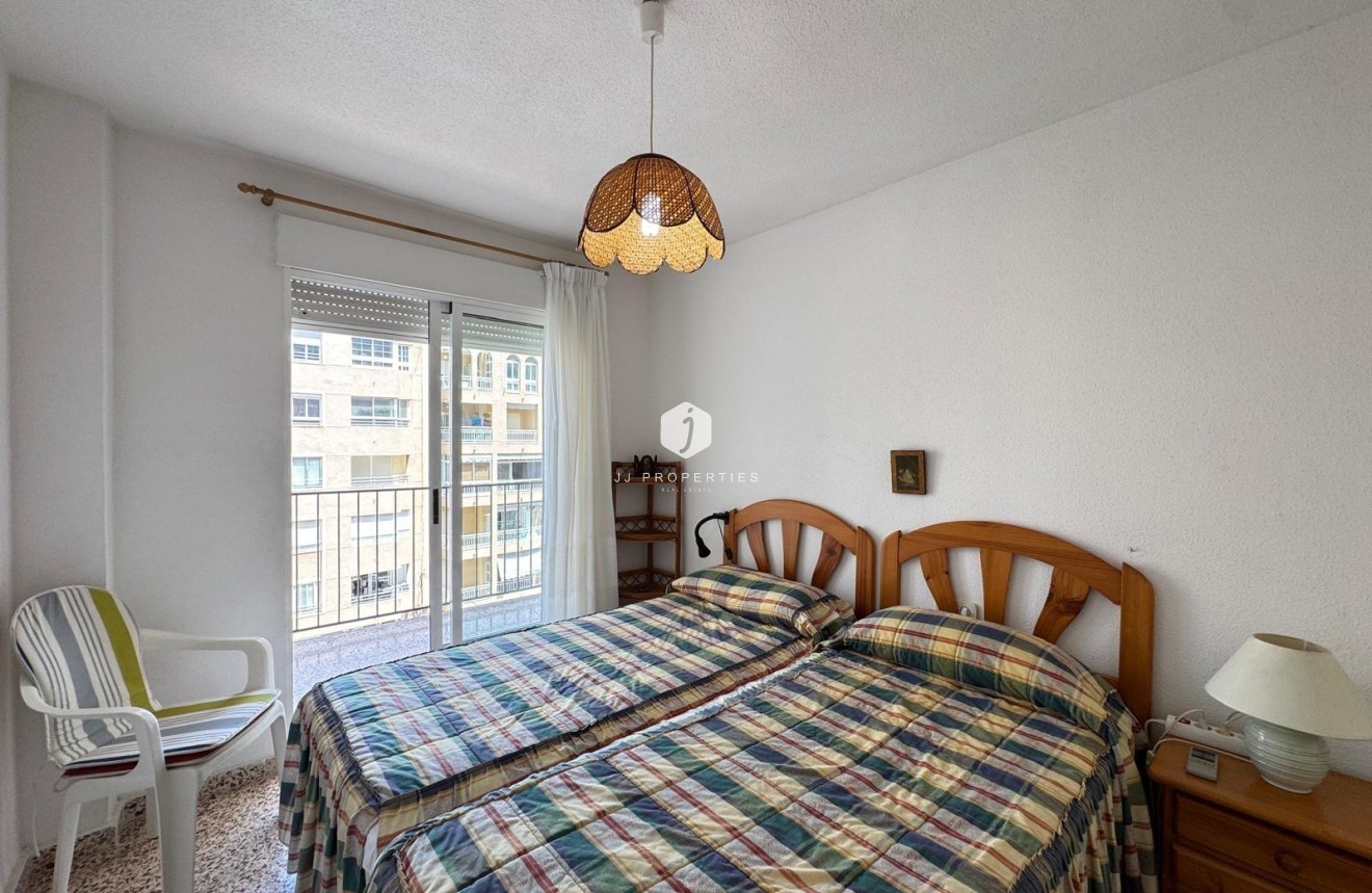 Aus zweiter Hand - Wohnung -
Torrevieja - Playa del Cura