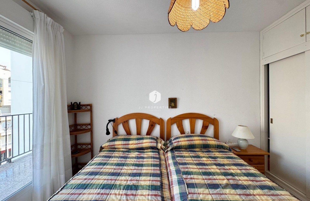 Aus zweiter Hand - Wohnung -
Torrevieja - Playa del Cura