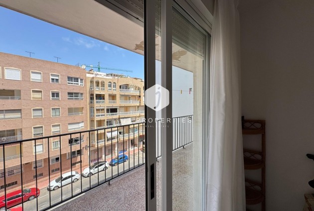 Aus zweiter Hand - Wohnung -
Torrevieja - Playa del Cura