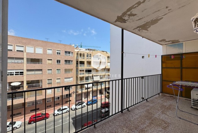 Aus zweiter Hand - Wohnung -
Torrevieja - Playa del Cura
