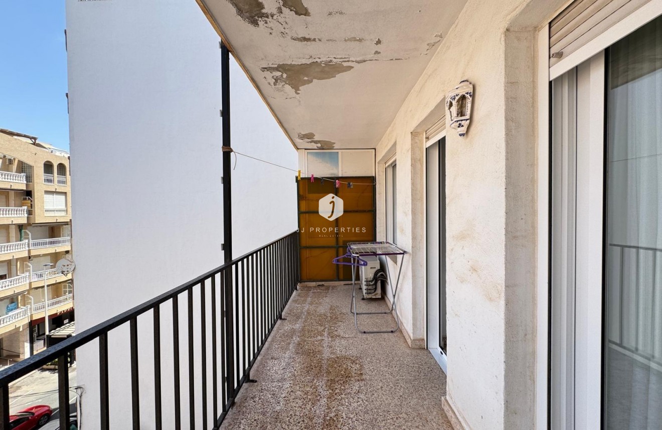 Aus zweiter Hand - Wohnung -
Torrevieja - Playa del Cura
