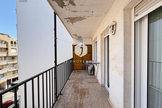 Aus zweiter Hand - Wohnung -
Torrevieja - Playa del Cura