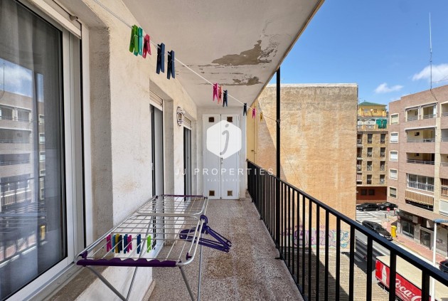 Aus zweiter Hand - Wohnung -
Torrevieja - Playa del Cura
