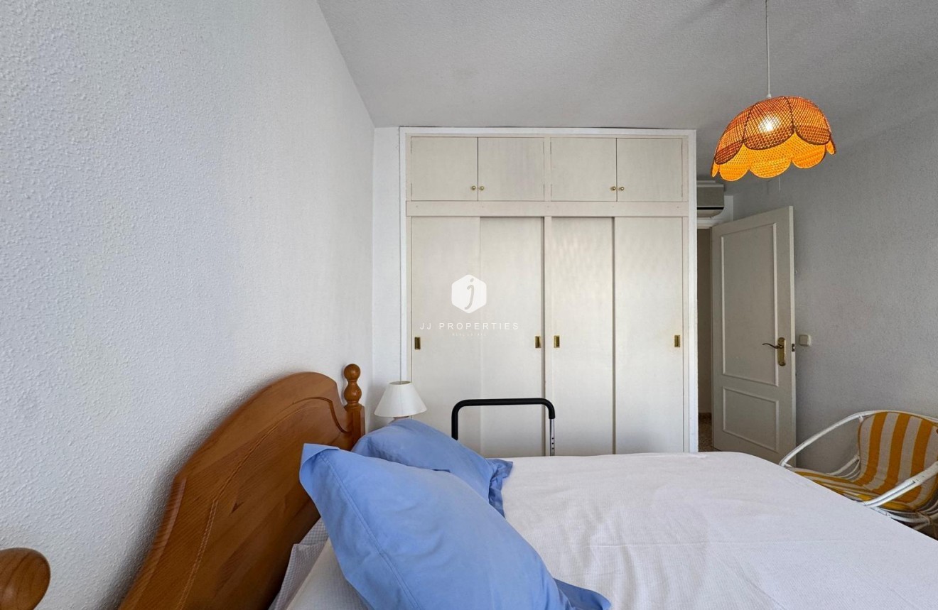 Aus zweiter Hand - Wohnung -
Torrevieja - Playa del Cura