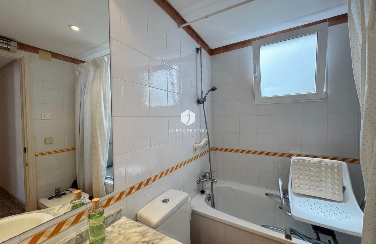 Aus zweiter Hand - Wohnung -
Torrevieja - Playa del Cura