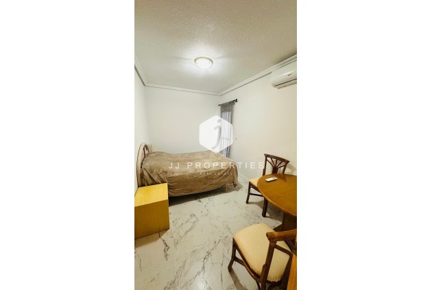 Resale - Apartment / flat -
Torrevieja - Acequion