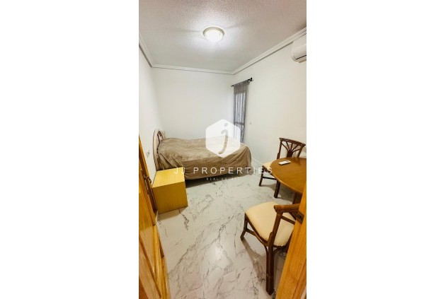 Resale - Apartment / flat -
Torrevieja - Acequion